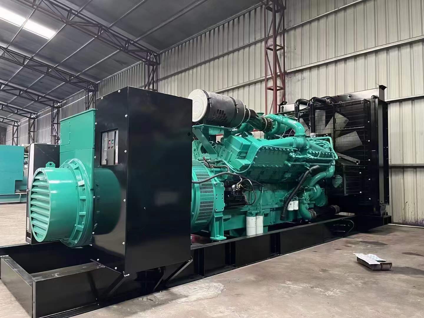 康保如何降低 800kW 柴油发电机输出电流的波动？