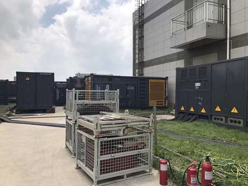 康保除了定期检查，还有哪些方法可以及时发现接触式转速表探头的磨损？