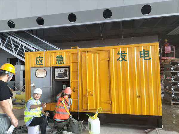 康保怎样判断空气滤清器是否需要更换？